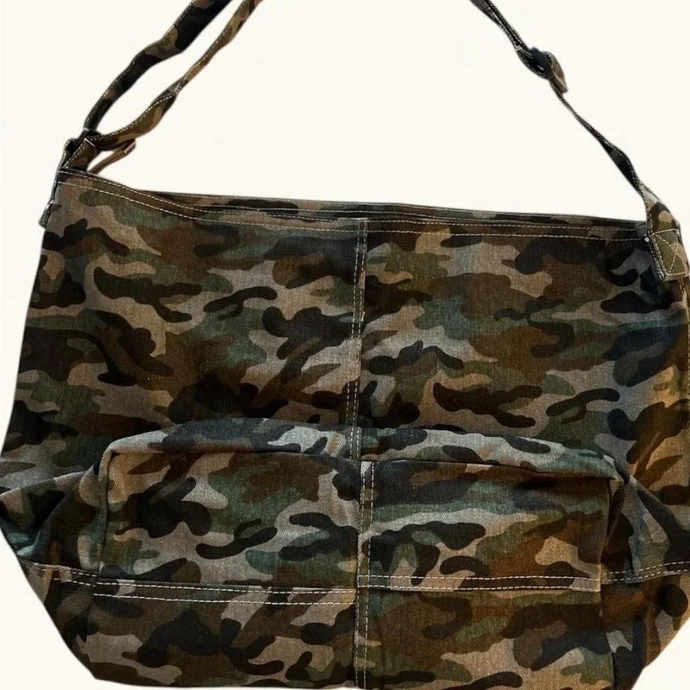 Awesome Unisex Large Capacity Canvas Crossbody Tote Bag - Camo - New